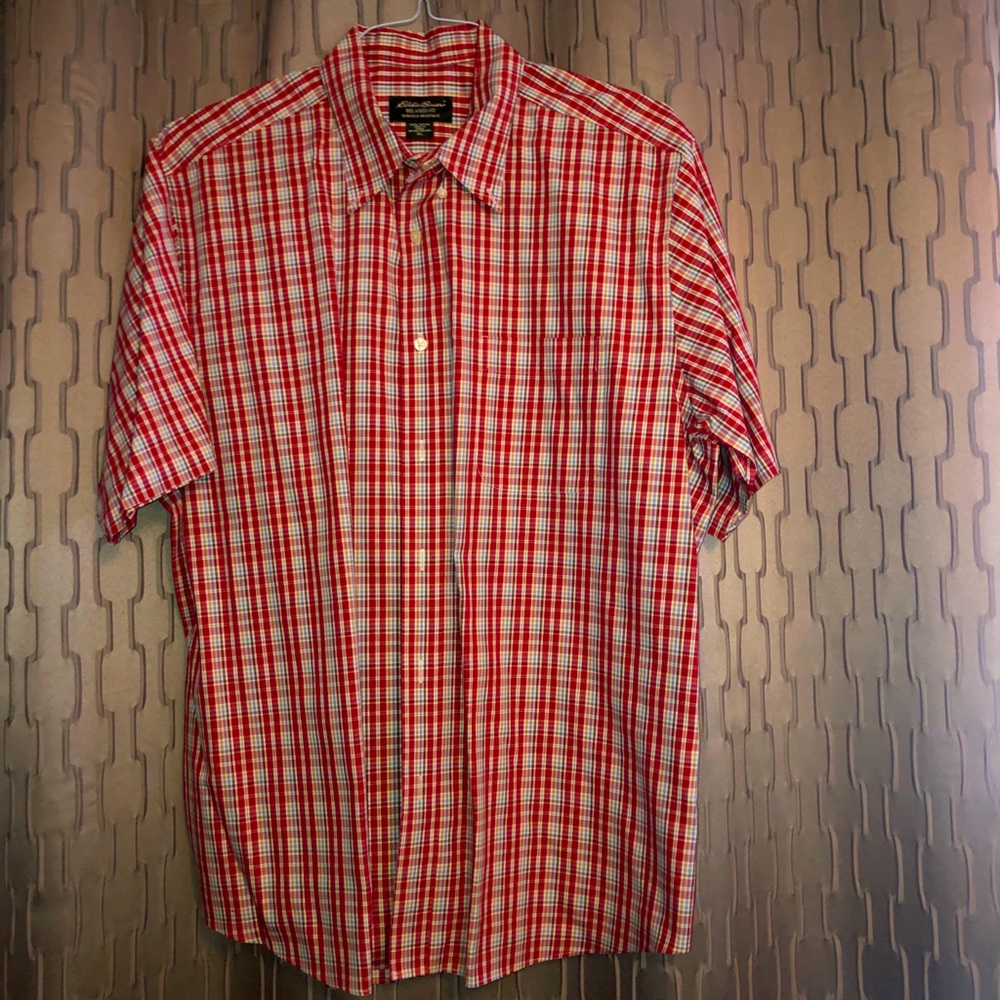 Eddie Bauer Relaxed Fit Short Sleeve Plaid